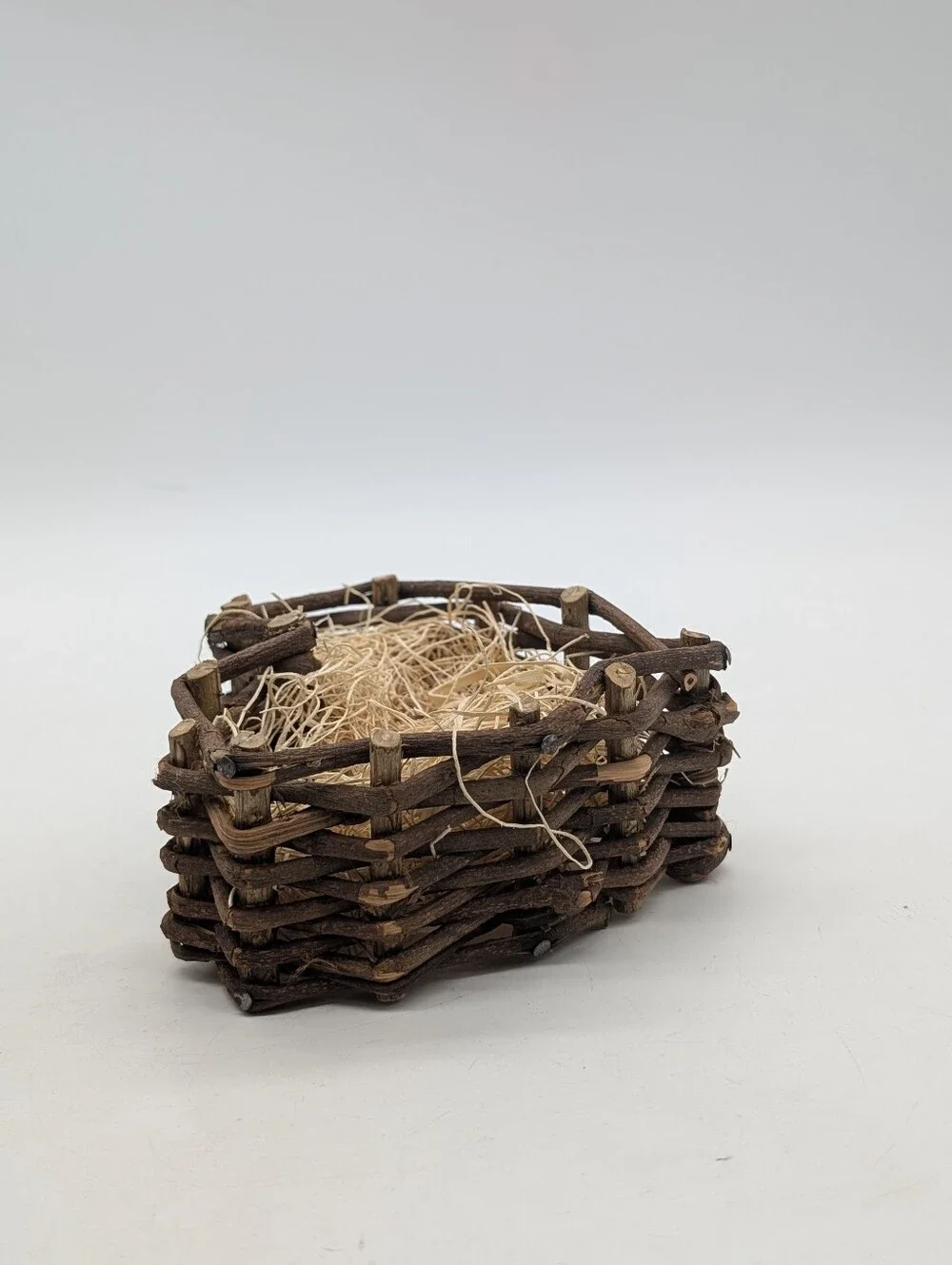 Primitive Heart-Shaped Vine Nest Basket Wood Accent Tiered Tray Decor Photo Prop